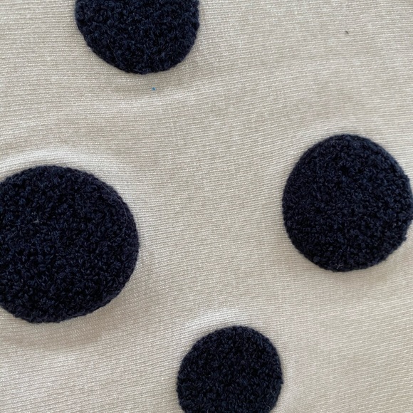 ♡︎𝚣𝚊𝚛𝚊 𝚜𝚠𝚎𝚊𝚝𝚎𝚛♡︎ - Picture 3 of 4